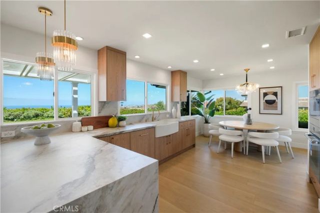 3501 Sausalito, Corona Del Mar, CA 92625