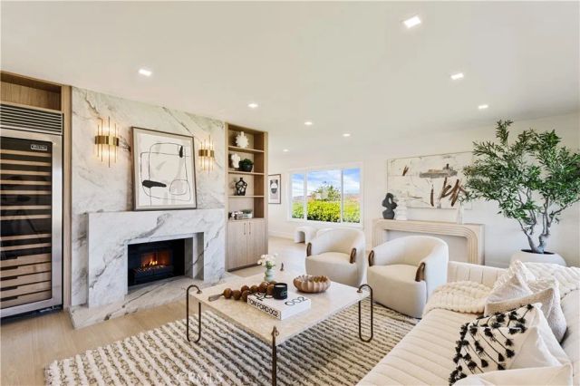 3501 Sausalito, Corona Del Mar, CA 92625