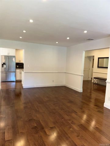 280 Terry Rd, Smithtown, NY 11787