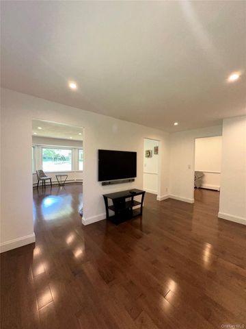 280 Terry Rd, Smithtown, NY 11787