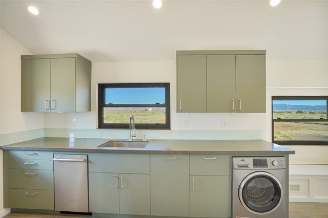 199 Private Drive 1728, Youngsville, NM 87064