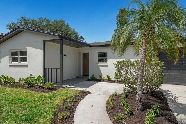 1715 DELAWARE AVENUE NE, St Petersburg, FL 33703
