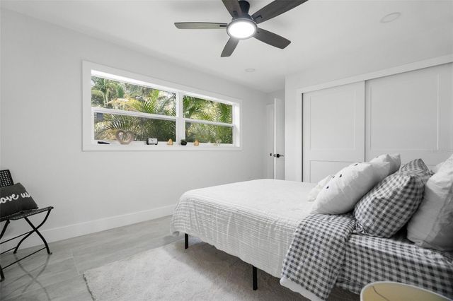 1715 DELAWARE AVENUE NE, St Petersburg, FL 33703