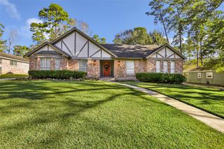 2111 Woodland Valley Drive, Houston, TX 77339