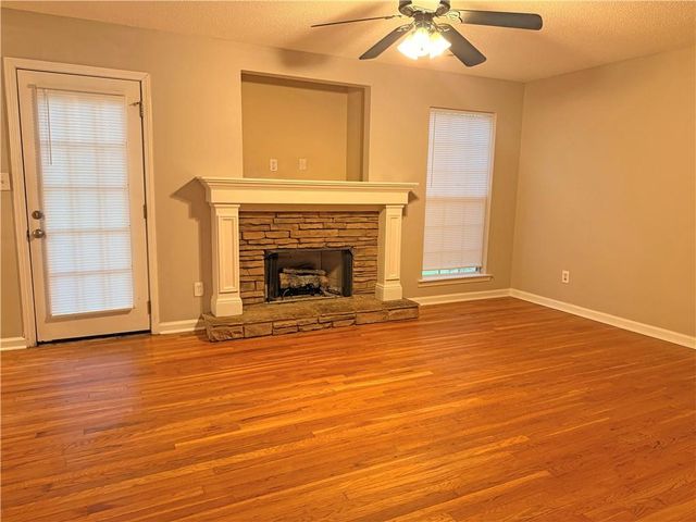 80 Teal, Senoia, GA 30276