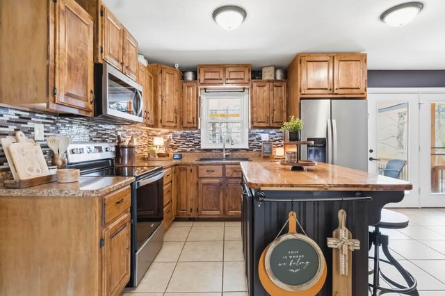 107 Lick Creek Road, Whitley City, KY 42653