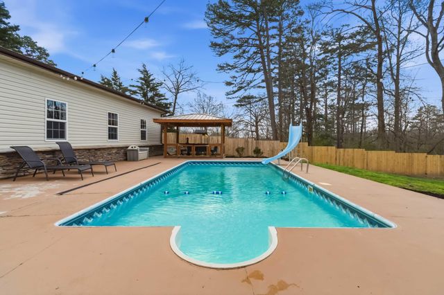 107 Lick Creek Road, Whitley City, KY 42653