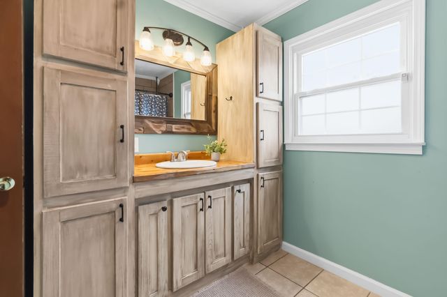 107 Lick Creek Road, Whitley City, KY 42653