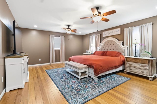 107 Lick Creek Road, Whitley City, KY 42653