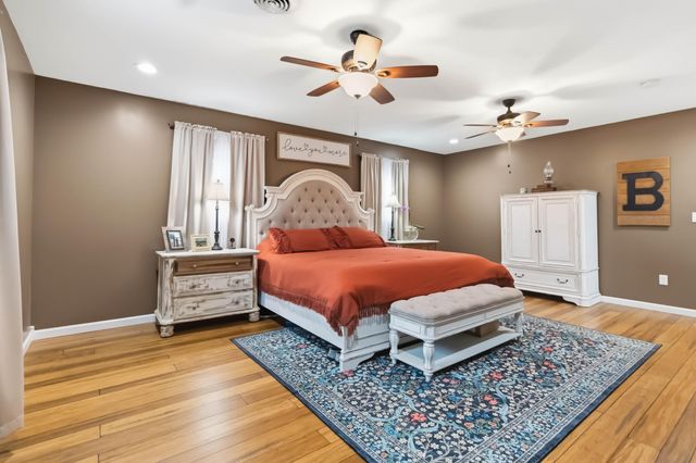 107 Lick Creek Road, Whitley City, KY 42653