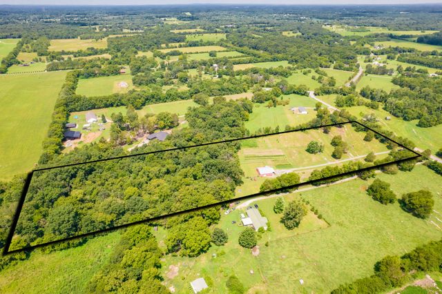 2449 Warner Bridge Rd, Shelbyville, TN 37160