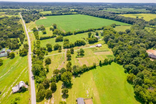 2449 Warner Bridge Rd, Shelbyville, TN 37160