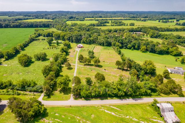 2449 Warner Bridge Rd, Shelbyville, TN 37160