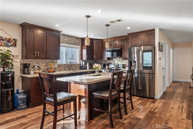 1855 riverside, Ontario, CA 91761