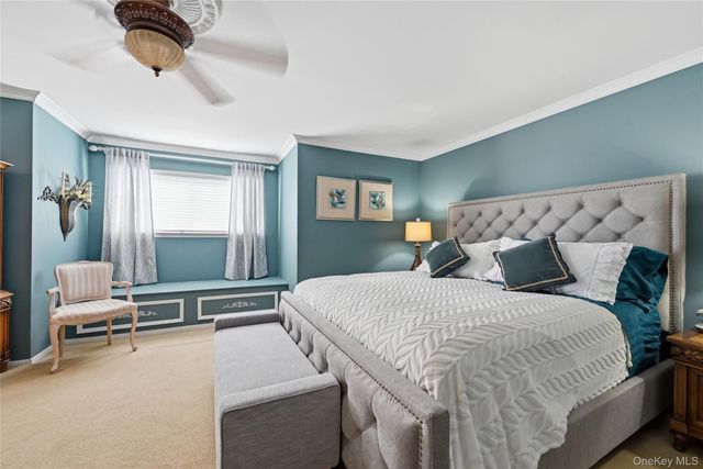 129 Farm House Court 129, Manorville, NY 11949