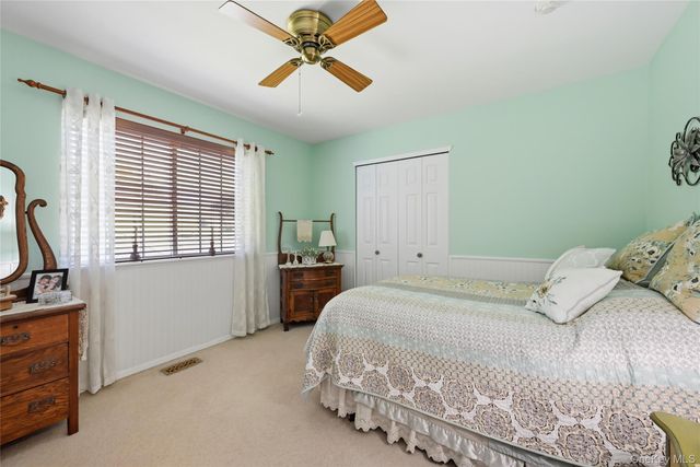 129 Farm House Court 129, Manorville, NY 11949