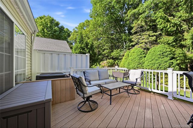 129 Farm House Court 129, Manorville, NY 11949