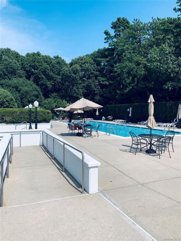 129 Farm House Court 129, Manorville, NY 11949