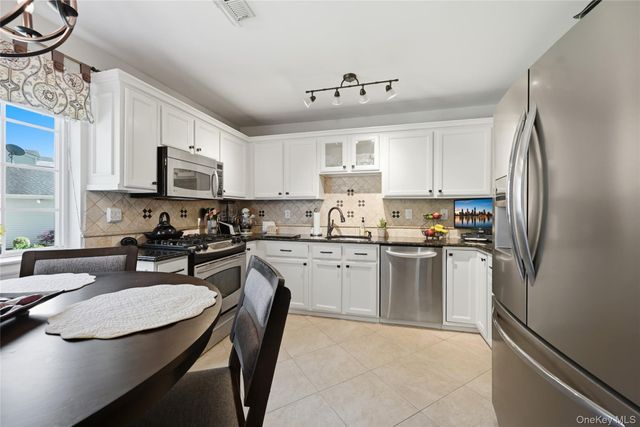 129 Farm House Court 129, Manorville, NY 11949