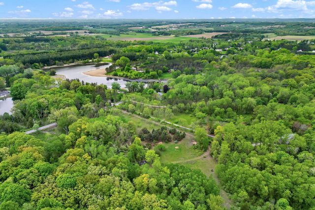 1804 SHALOM DRIVE, West Bend, WI 53090