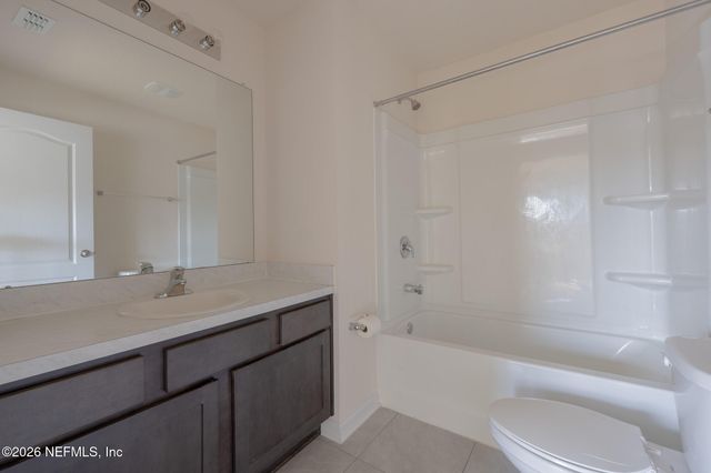 513 SPANISH OAKS Way, Orange Park, FL 32065