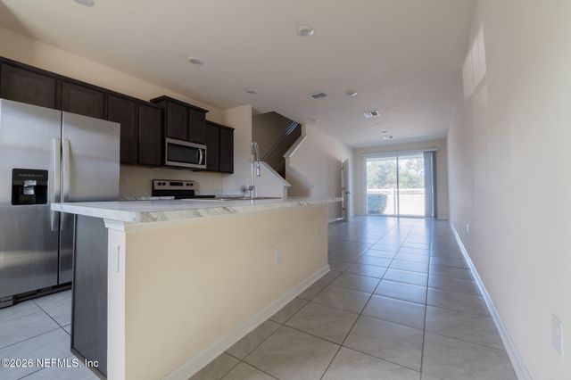 513 SPANISH OAKS Way, Orange Park, FL 32065