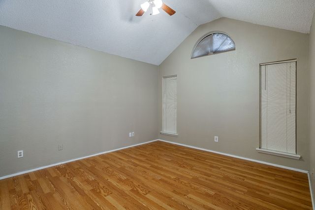 736 High Crest Drive, Azle, TX 76020