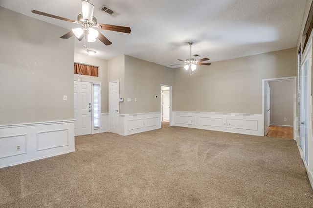736 High Crest Drive, Azle, TX 76020