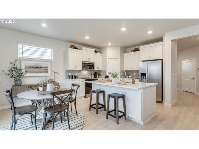 3509 Sw Battaglia Ave, Gresham, OR 97080