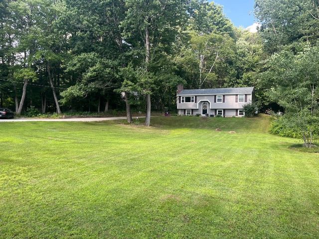 196 Tanglewood Drive, Henniker, NH 03242