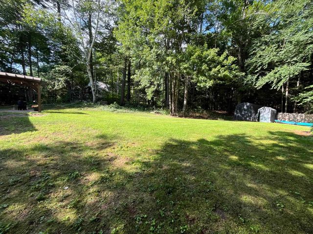 196 Tanglewood Drive, Henniker, NH 03242