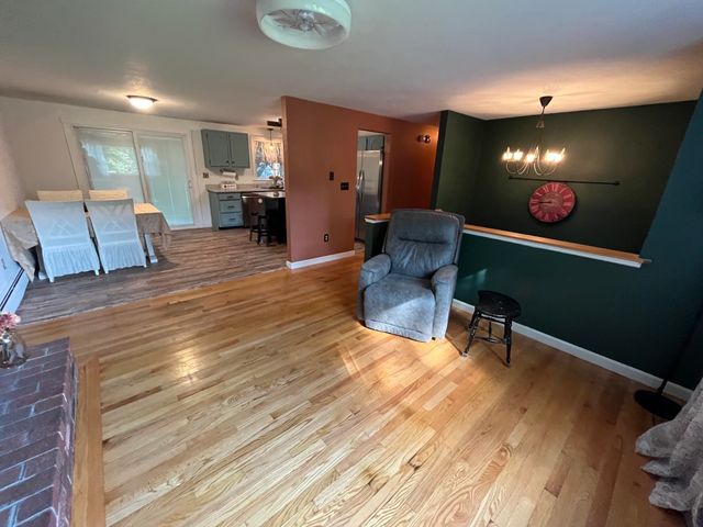 196 Tanglewood Drive, Henniker, NH 03242