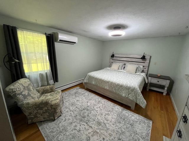 196 Tanglewood Drive, Henniker, NH 03242