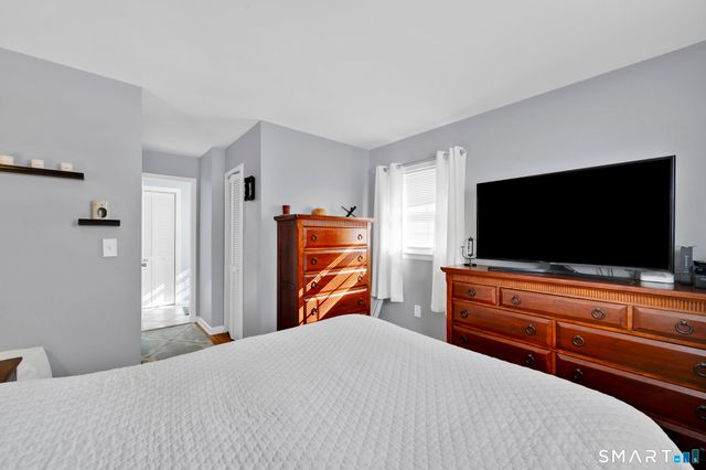 4 Gregory Road, Wallingford, CT 06492