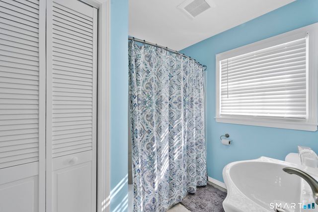 4 Gregory Road, Wallingford, CT 06492