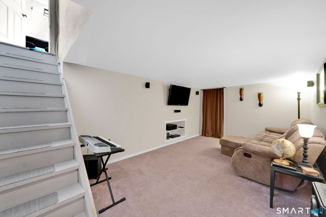 4 Gregory Road, Wallingford, CT 06492