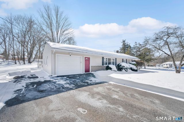 4 Gregory Road, Wallingford, CT 06492