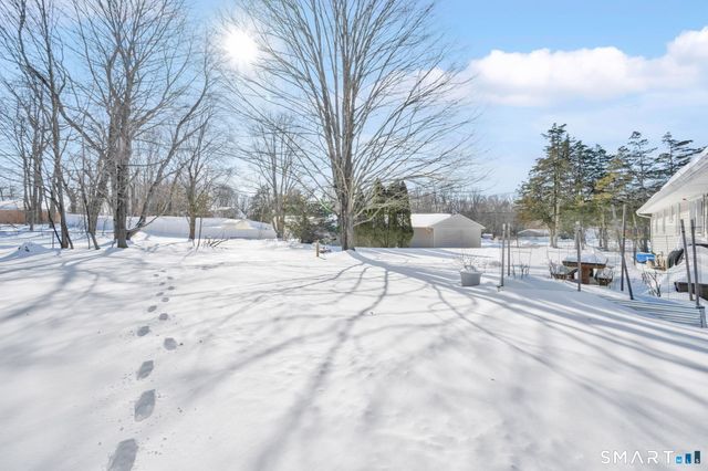 4 Gregory Road, Wallingford, CT 06492