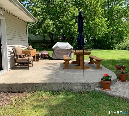 4 Gregory Road, Wallingford, CT 06492