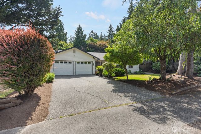 7815 NE 167th Street, Kenmore, WA 98028