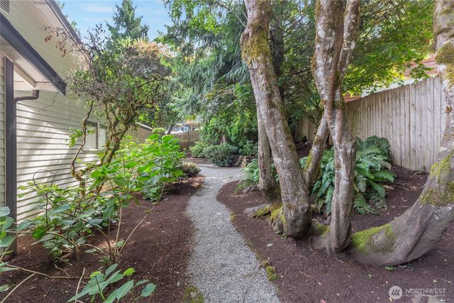 7815 NE 167th Street, Kenmore, WA 98028
