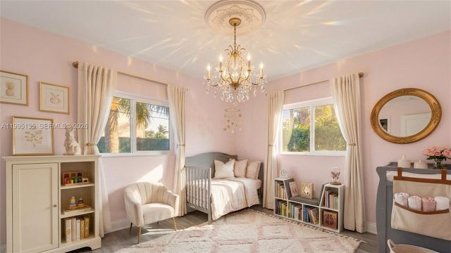 1895 NE 118th Rd, North Miami, FL 33181