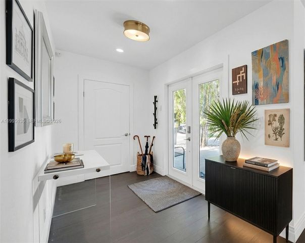 1895 NE 118th Rd, North Miami, FL 33181