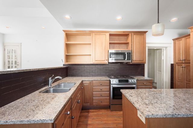 2112 15th Ave, S, Nashville, TN 37212