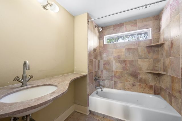 2112 15th Ave, S, Nashville, TN 37212