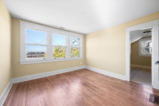 2112 15th Ave, S, Nashville, TN 37212