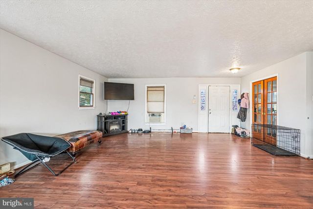 8112 ARCADIA LN, Boonsboro, MD 21713