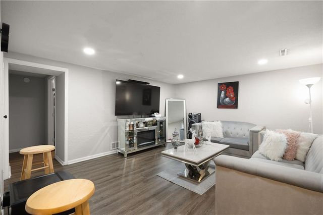 1916 S 14TH Street, Kansas City, KS 66103