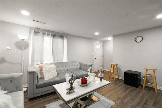 1916 S 14TH Street, Kansas City, KS 66103