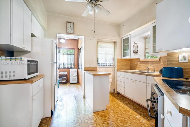 57 N Melrose Dr, Miami Springs, FL 33166